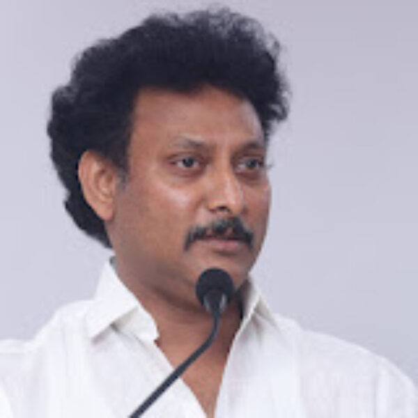 தமிழகத்தில் உயர்நிலை, மேல்நிலை பள்ளிகளுக்கு தேர்வான, 3,000 ஆசிரியர்களுக்கு விரைவில் முதல்வர் ஸ்டாலின் பணி ஆணை வழங்குவார்,” என, பள்ளி கல்வித்துறை அமைச்சர் மகேஷ் தெரிவித்தார். – KALVINEWS APP