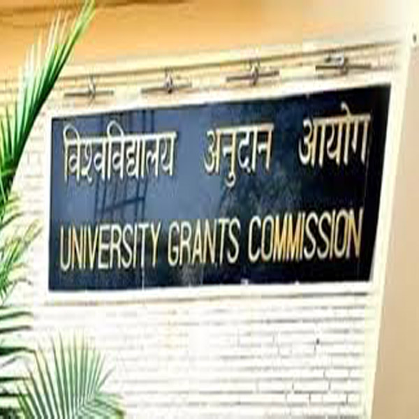 ஓராண்டுக்கு முன்பே கல்லூரி படிப்பை முடிக்கலாம்: புதிய நடைமுறைக்கு யுஜிசி ஒப்புதல்
